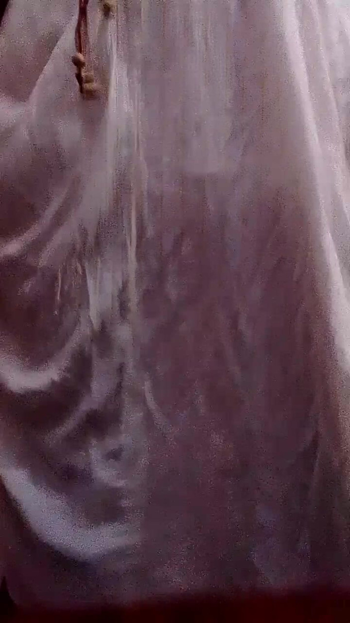 Janua294 Trans: Chico negro en bragas pone loción
