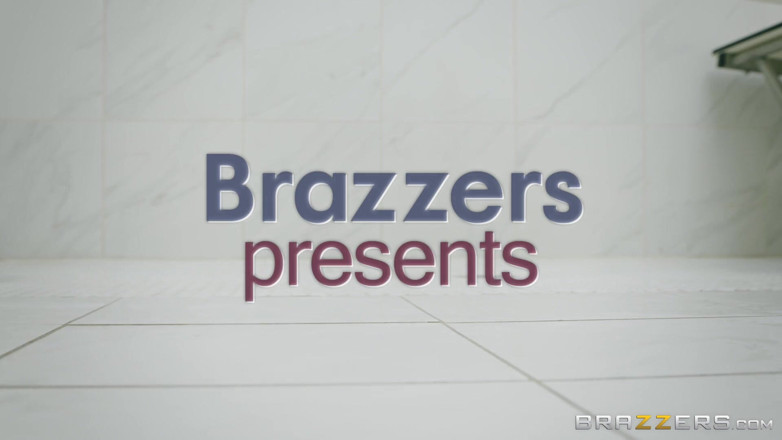 BRAZZERS: 이발사, 침대와 뱅