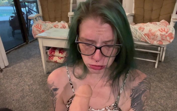 Miss Ellie Roleplay: Nut Hungry Slut