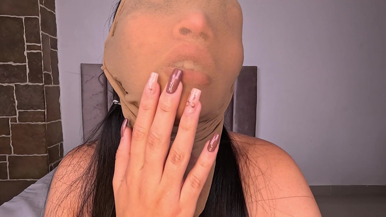 Angellkink: A média me desfigura