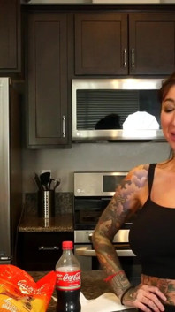 Lily Lane Post-cock Guacamole
