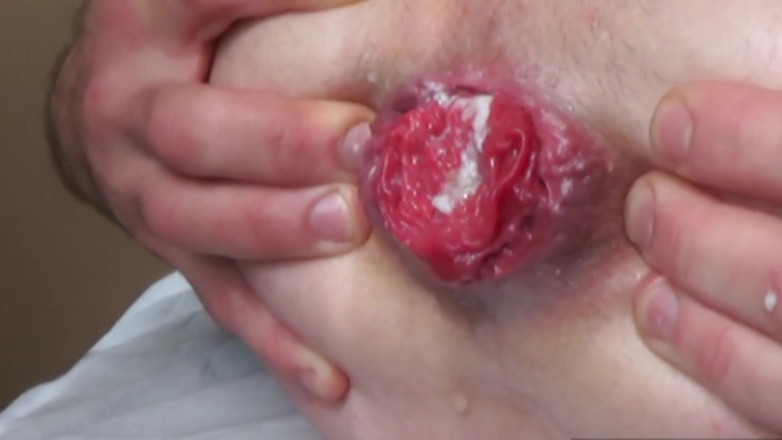 MistressNiki: Mistress Niki Fucked a Bitch with a Huge Strapon