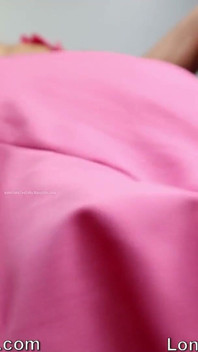 Silent expressive give it to me pink
