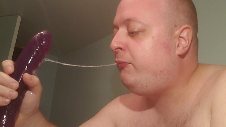 Charlieboy69: Głębokie gardło dildo