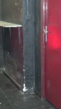 Scopata dal grosso cazzo del suo amico