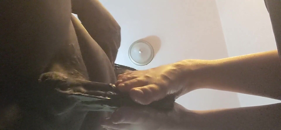 TheDarkDirector: Una piacevole sega con i piedi! 3