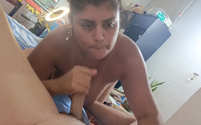 Mariano Aly: Meine stiefschwester alydenalioficial lutscht mich, bis ich meine milch raus...