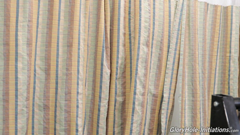 Gloryhole Initiations: Ashley Aleigh discovers gloryhole