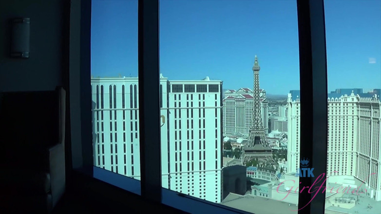 ATK Fans (Girlfriends): Kỳ nghỉ ảo ở Las Vegas với elsa jean nóng bỏng 1/2