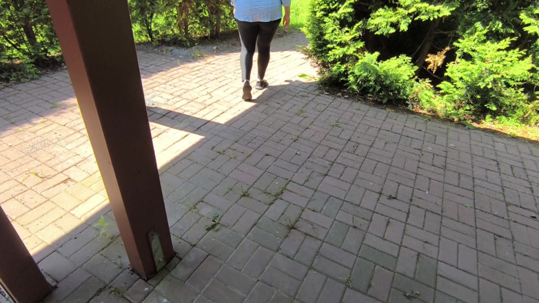 Bouncy Tits Action: Training für Weltrekord in Vaginaslapping Nr. 1 - Teil 3
