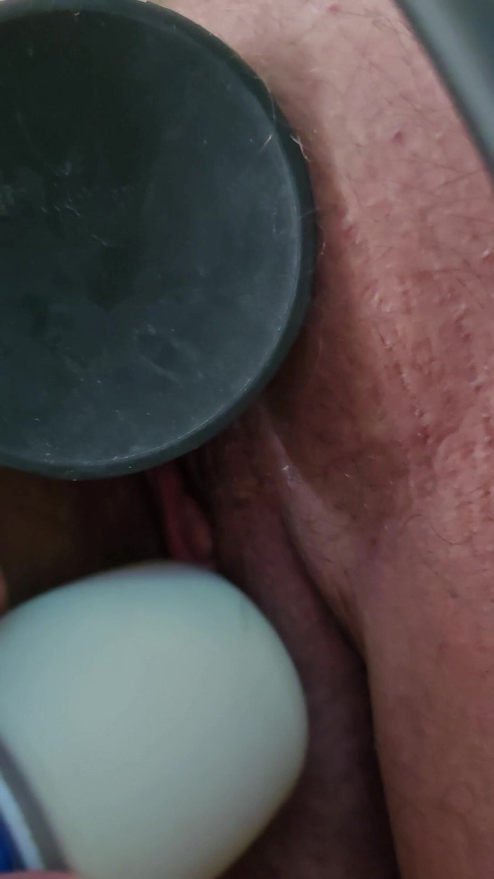 puppyrolls: Ungeschnittenes Video, nur roher Inhalt meines Lochs, das benutzt und...