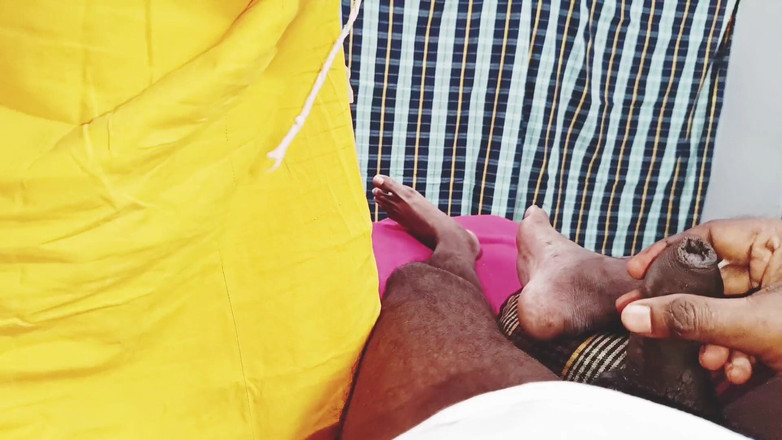 Telugu honey lips: Повне відео, пасинок трахає мачуху, розмовляє телугу брудом.