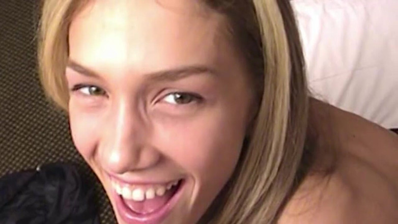 Bangora clips: Loira chupa pau e leva facial grosso