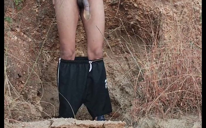 Tani: Tio folla hombres desnudo