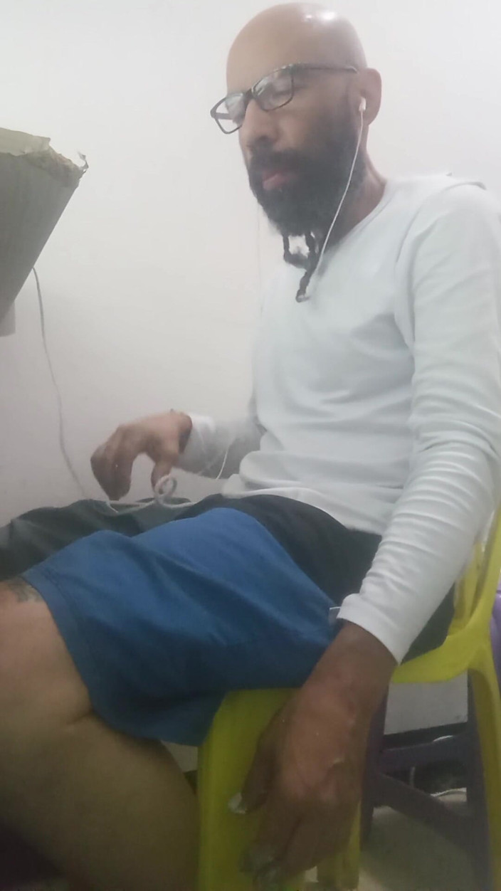 Jhonbahh: Open Legs Provoke Furious Desire