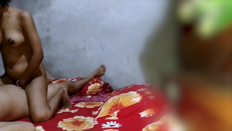 Sumaiya tasnim: Video seks awek comel Desi Sumaiya Tasnim.
