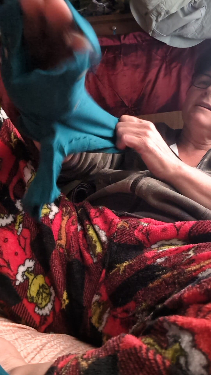 Jamponie Sexy Hot Milf: Dva dárky k rozbalení