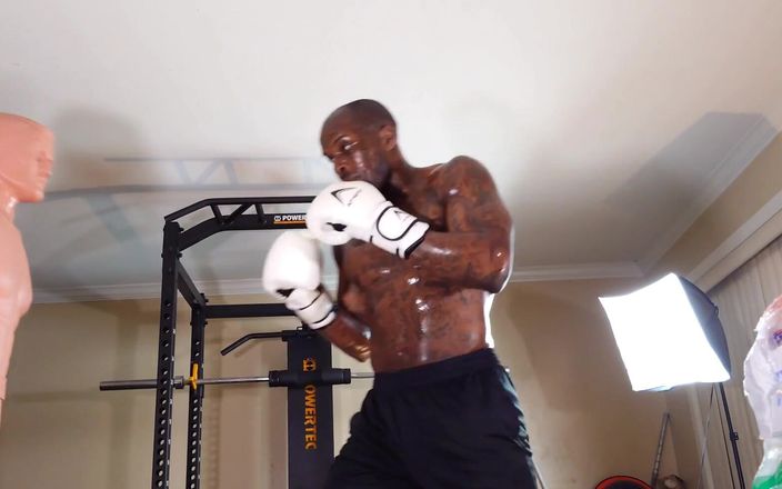 Hallelujah Johnson: Entrenamiento de boxeo que emplea entrenamiento pliométrica desarrolla control eficiente...