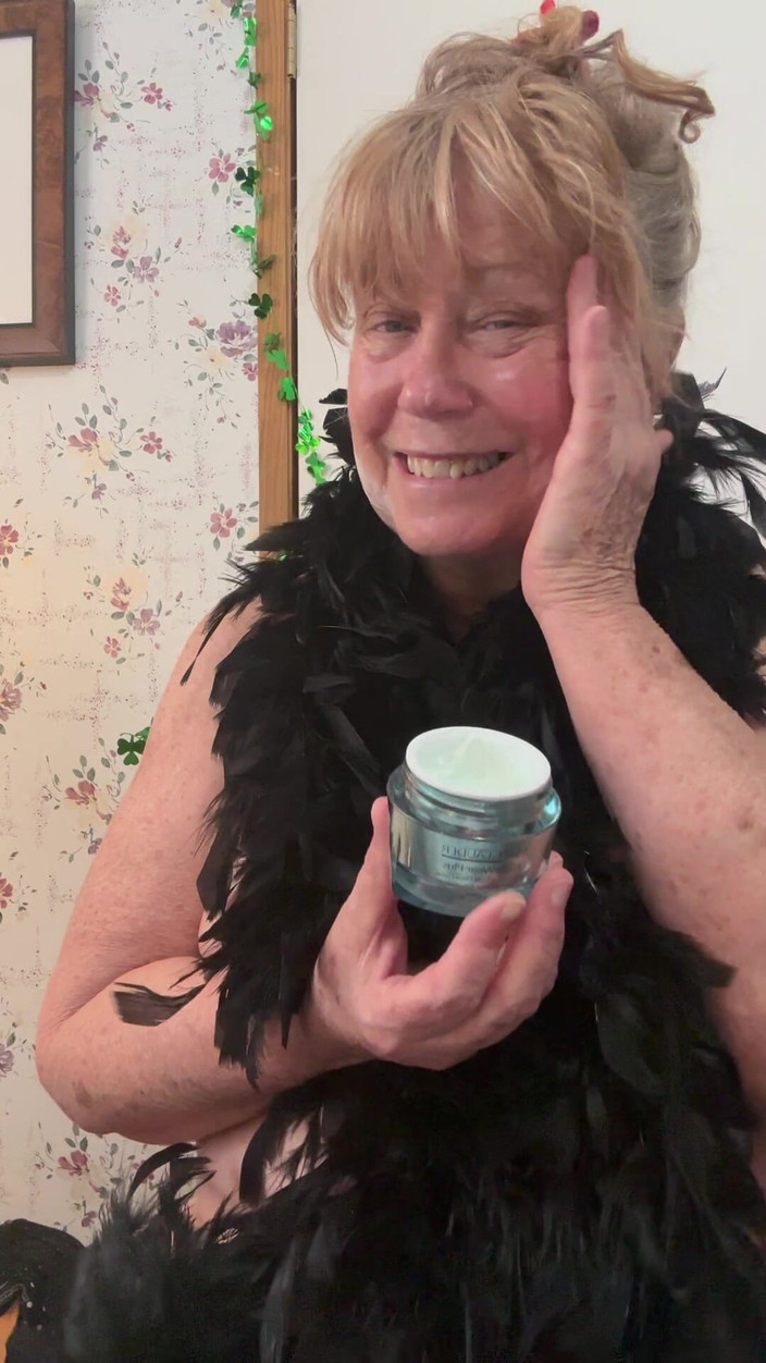 Big Ass 4 U: Waiting for Your Cream on My Face