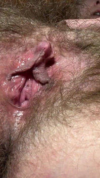 Rubbing One Out After Shower Hairy Big Clit