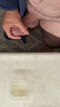 Vedere de sus, din ochi de pasăre, colectând spermă