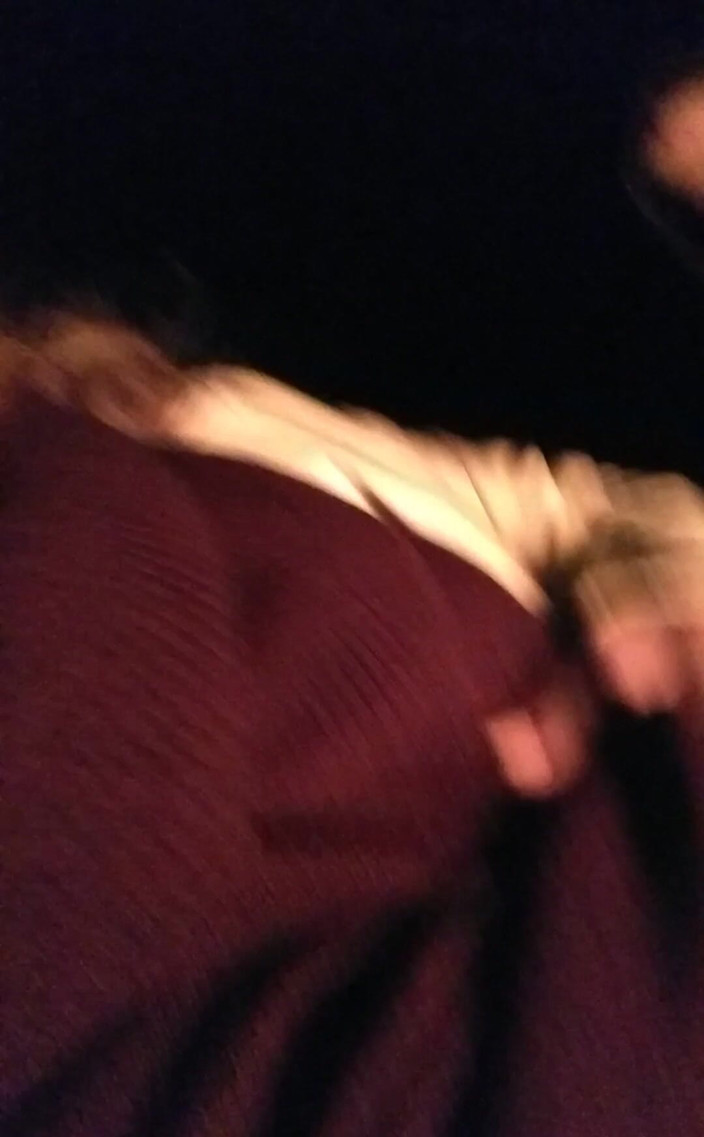 Lily Bay: Tamam alot yaptırmıyorum ama işte ben şenlik ateşinde berbat haldeyim