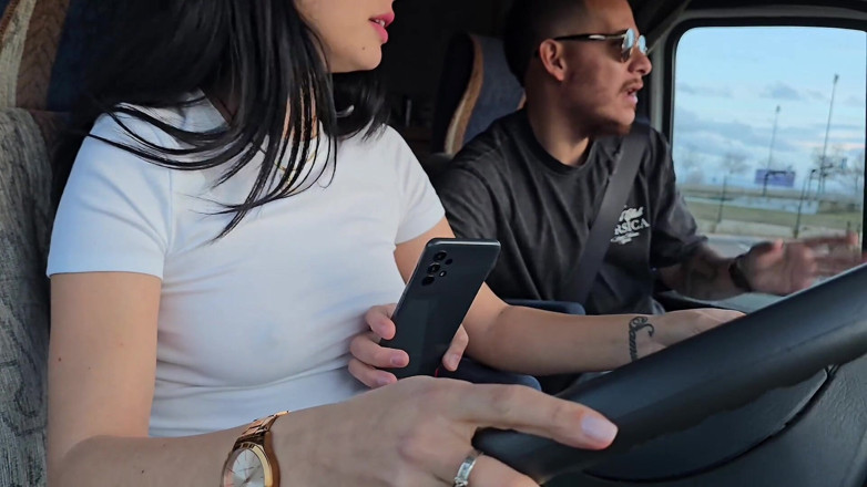 Labestiaylabella: Я підібрав клієнта uber без бюстгальтера!