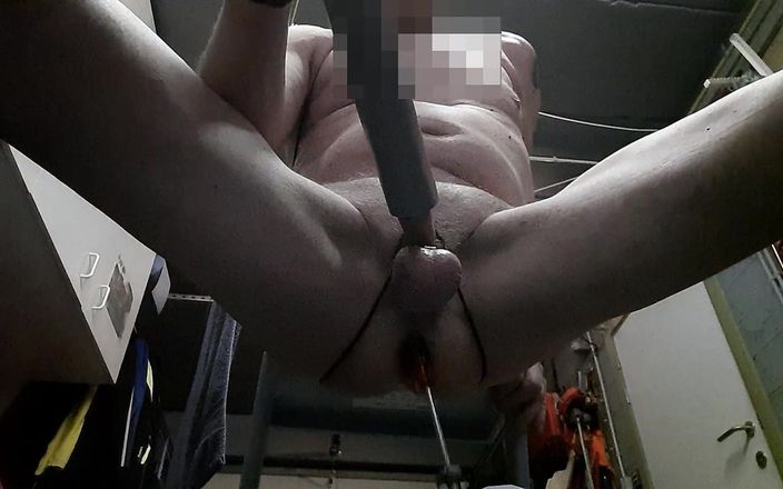 Janneman janneman: Seks anal bondage dan vacuumcleaner sampai crot