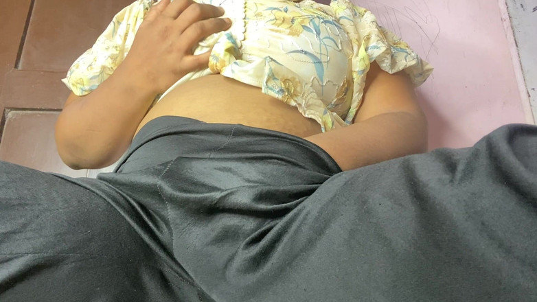 Angoori: Als ik geen penis kon vinden, deed ik het met...