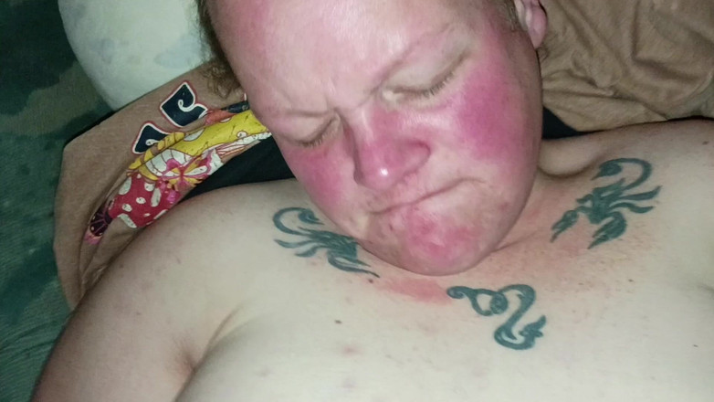 Horny Ginger: Awek montel amatur bermain pepek buatan sendiri dengan kongkek cepat!...