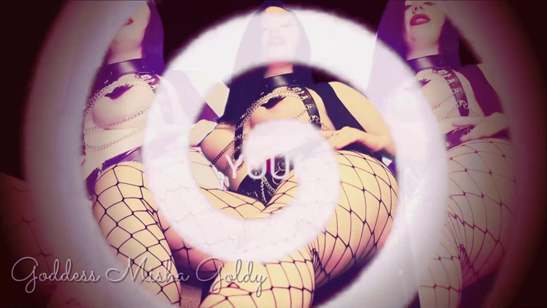 Goddess Misha Goldy: Escrava de pés machos! Hipnotizante foda mental! Junky a pés...