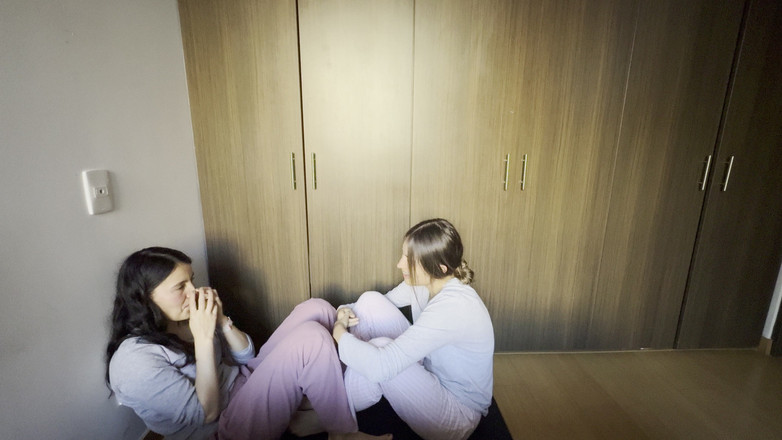 scarlettandc: Lesbické Ženské Nohy Wrestling