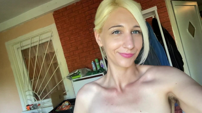 Cuteblonde666: Lindo recorrido por el cuerpo de la chica peluda rubia