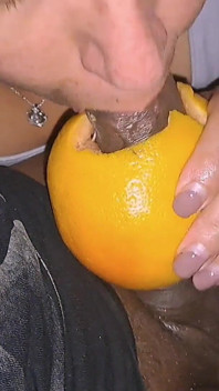 Dává manžílkovi kuřbu lízání a bušení mé kundičky sténající orgasmy