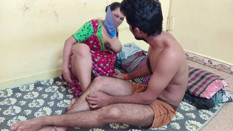 Jekka: Video đêm đầu tiên của dì Mallu ấn độ xinh đẹp với mallu saree