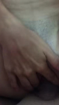Big Wet Pussy Gets Penetrated by Fat Cock