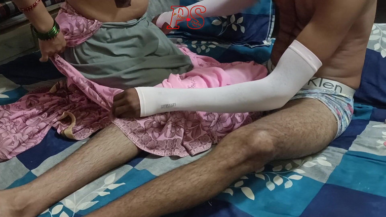 Pstarindia123: Sneha Bhabhi eerste keer grote pik pijpbeurt