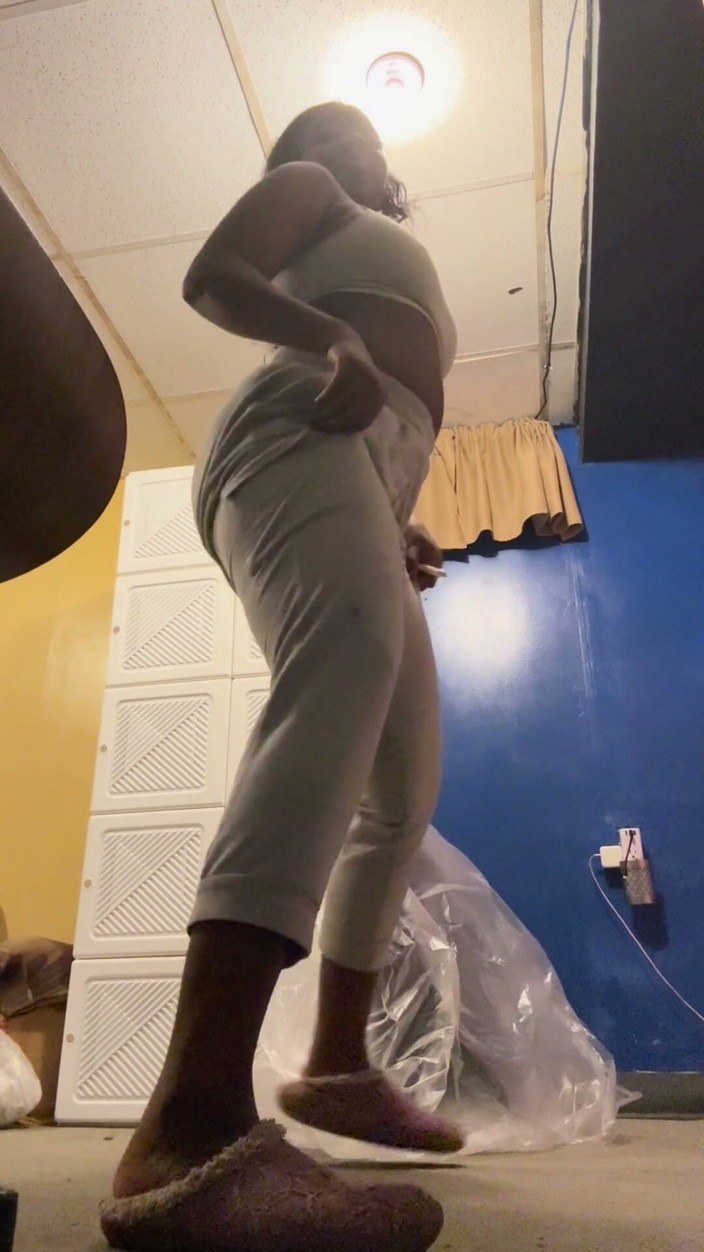 ALLIYAH ALECIA: Amerikalı kız twerk yapıyor
