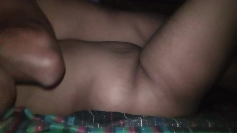 Rayhan0099: Seksi üvey kız kardeşim heardcor yakın sütyeniyle seks yapıyor