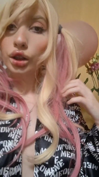 Sweet Teen Elza Kom