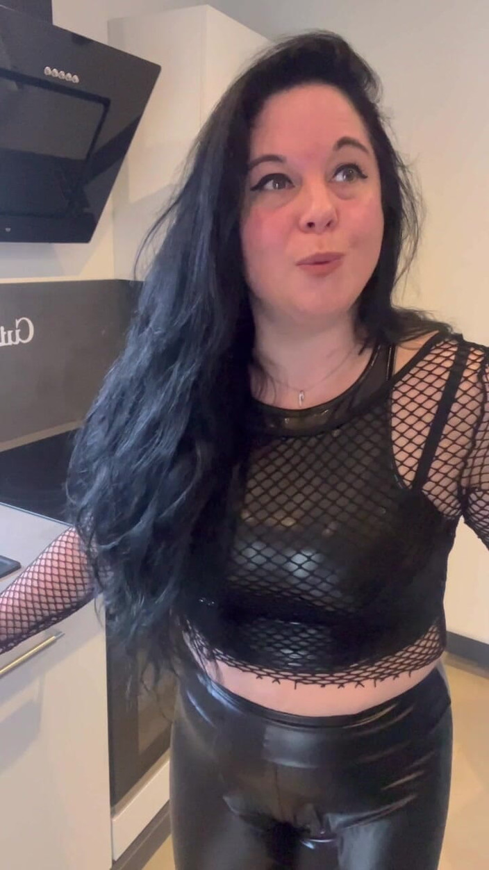 Maitresse Clara: 네 작은 자지의 굴욕