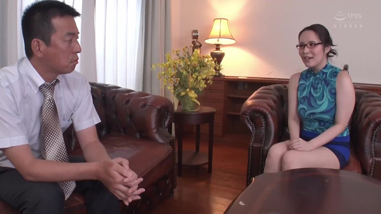 Strix: Cewek nakal ini lagi asik ciuman pakai celana dalam, dan...