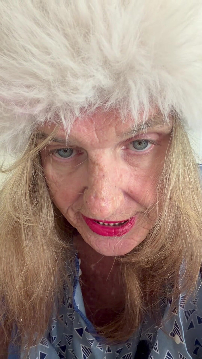 Lizzy Yum: Lizzy Yum Status Update 7