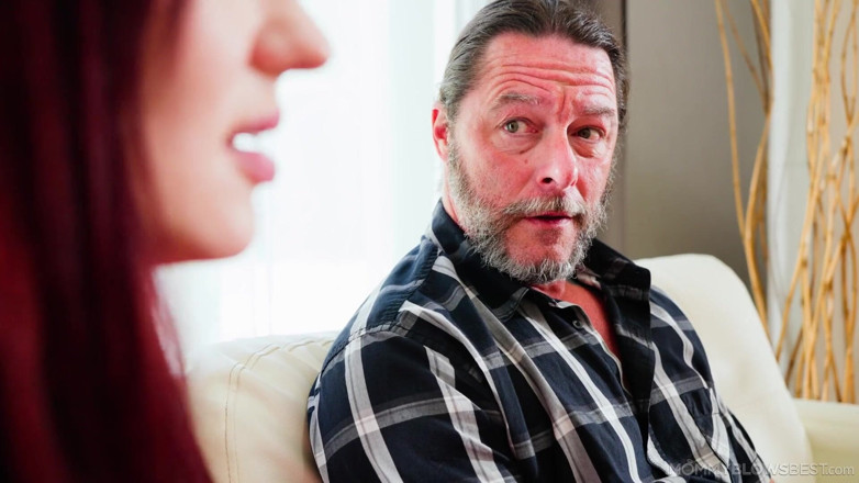 Mommy blows best: Mommyblowsbest Jessica najme asistentku, aby uspokojila její orální fixaci