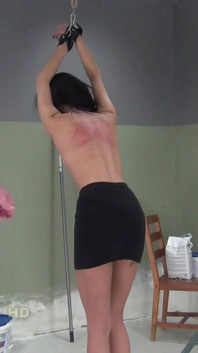 Cambuk punggung donna