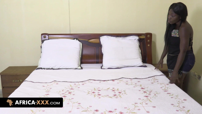 Africa-XXX: Ebony woman cheats on her boyfriend and gets busted