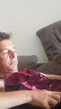 Leatransteen con bombeo de pene con consolador y eyaculación masiva