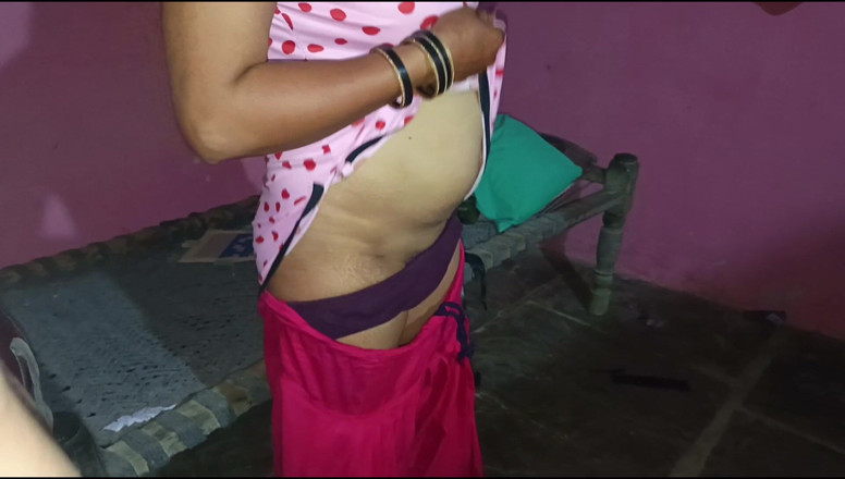 Kavita69: Dorf süß, süßes erstes mal doggystyle, hindi audio, ganze geschichte