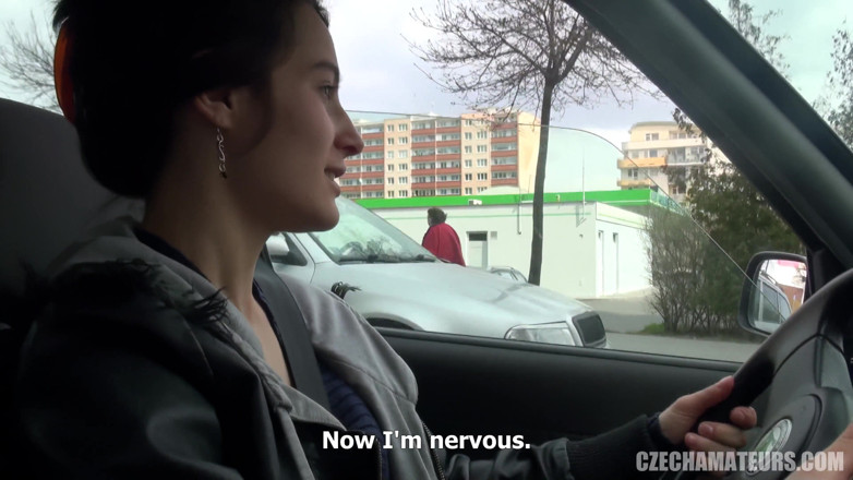 CzechAmateurs: Çek amatörler 10 güzel 18 y/o sikişiyor