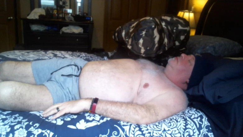 beardaddychub: Si sega l'orso
